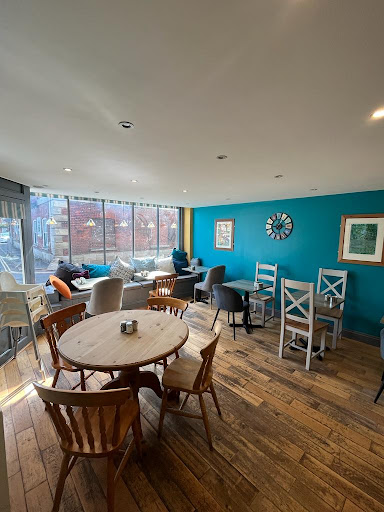 cuckoo café - Visual