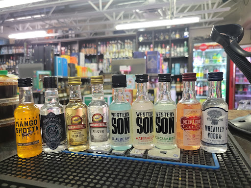 Bob's Liquor - Visual