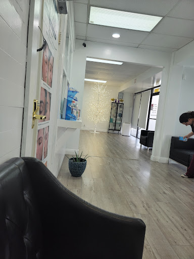 Latina Medical Center - Thumbnail