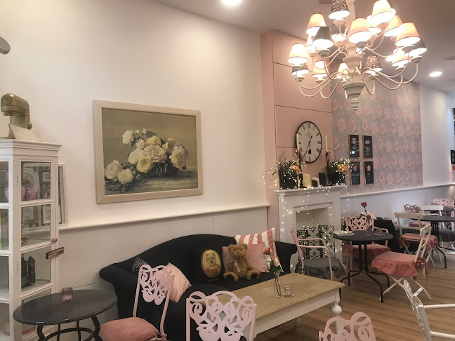 Molly Rose Bakery - Bakery