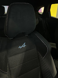 Photo n°32 de RENAULT NEVERS - GROUPE SIMONNEAU à Varennes-Vauzelles (Concessionnaire automobile)