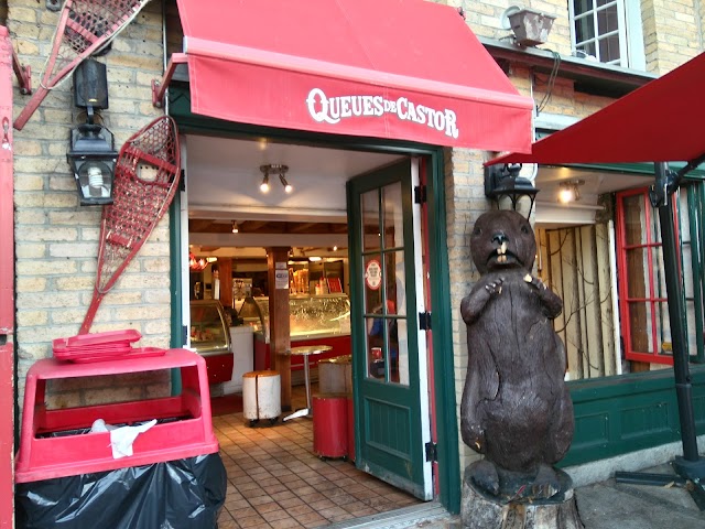 Queues De Castor Petit Champlain