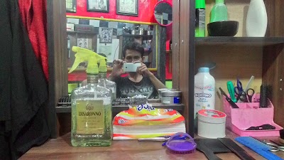 Photos of Jons Paradise
