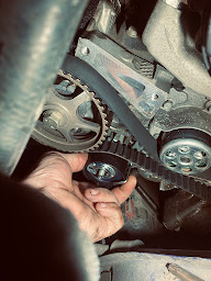 Photo n°19 de Garage RETROAUTO - Mécanique automobile général - Spécialiste des véhicules anciens et/ou de collections à Saint-Chinian (Vendeur de voitures d'occasion)