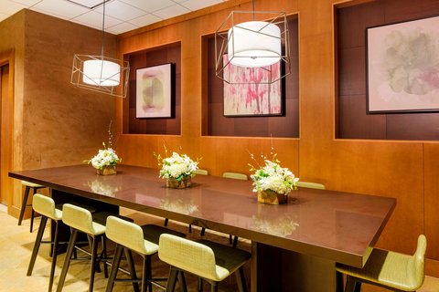 Courtyard by Marriott Boston Logan Airport by null