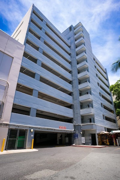 Waikiki Parking Garage