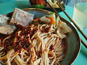 Photo n°2 de Noodle Thérapie Sentier à Paris (Restaurant servant des nouilles chinoises)