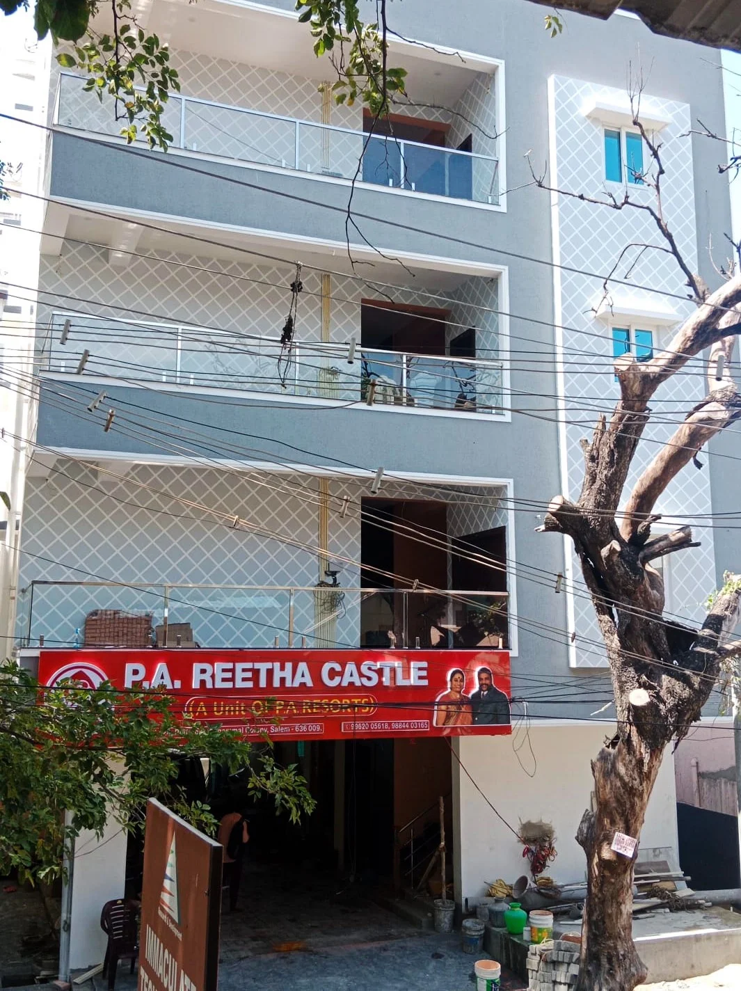 Hotel P A CASTLE
