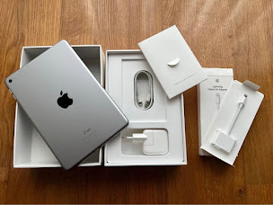 Photo n°15 de Cyber Phone Voltaire (TS 2000) à Asnières-sur-Seine (Vente d'électroménager en gros)