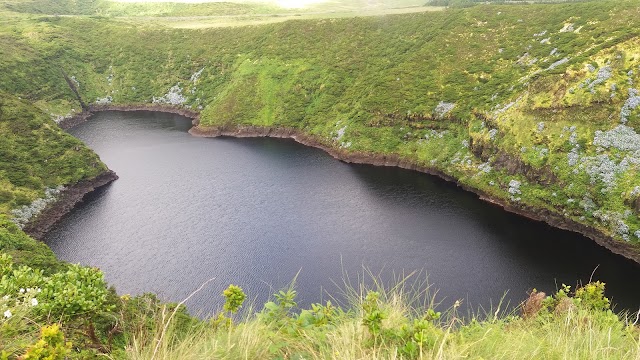 Miradouro Lagoa Negra e Lagoa Comprida