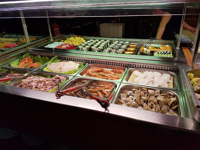RESTAURANTE GRAN MUNDO WOK BUFFET LIBRE