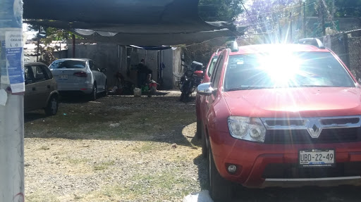 Autolavado la carolina y estacionamiento