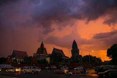 Photos of Wat Ounalom