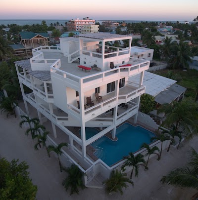 Photos of La Vida Perazosa