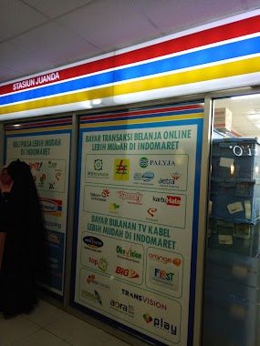 Indomaret Point ( Stasiun Juanda ), Author: Zulkifli Taher