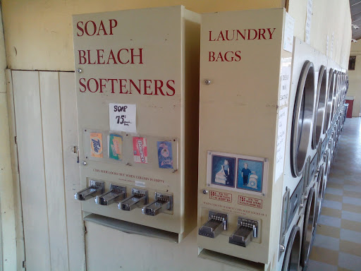 Frank And Jeanies Wash House Laundromat - Thumbnail