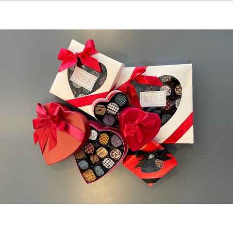 Cirque Confections & Chocolate by null