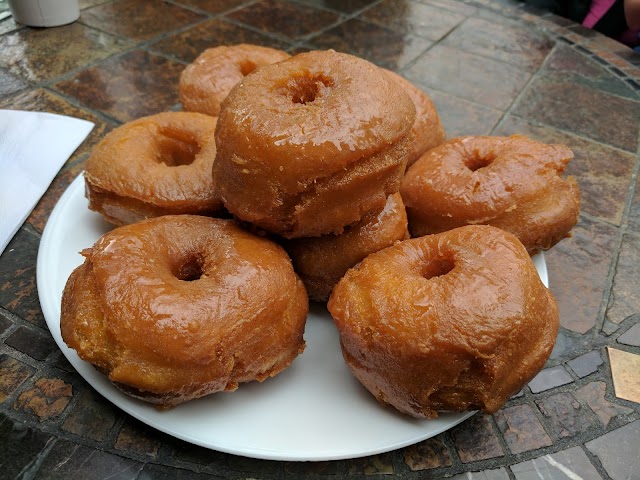 Honey’s Doughnuts