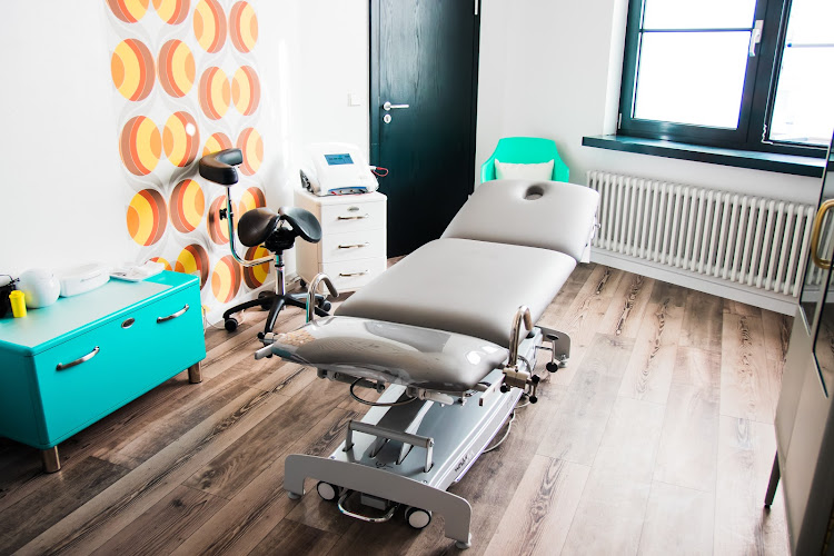 H&H trifft Medizin GmbH - Haarentfernung & Haarausfall Ludwigsburg photo