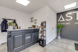 Photo n°5 de Astrid Coiffure Homme et Barbier à Eysines (Barbier)