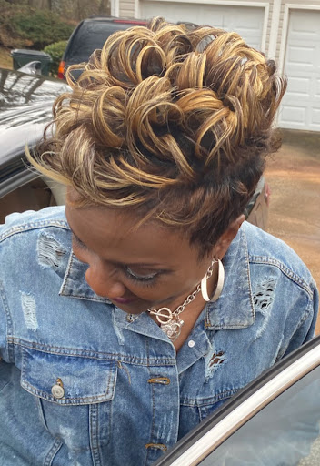 BANGZ & TANGLEZ HAIR SALON - Thumbnail