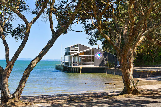 Barfoot & Thompson Titirangi - Thumbnail