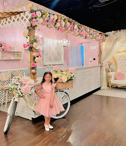 La Villa Vintage Room Gallery - United States