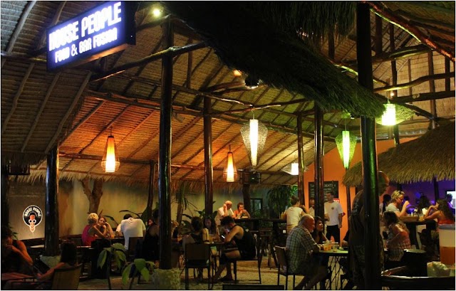 Pura vida cafe & Restaurant