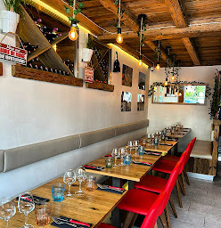 Photo n°21 de À La Montagne à Megève (Bar à vin)