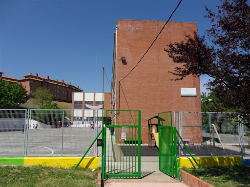 Colegio Público El Casal Gallery - Spain