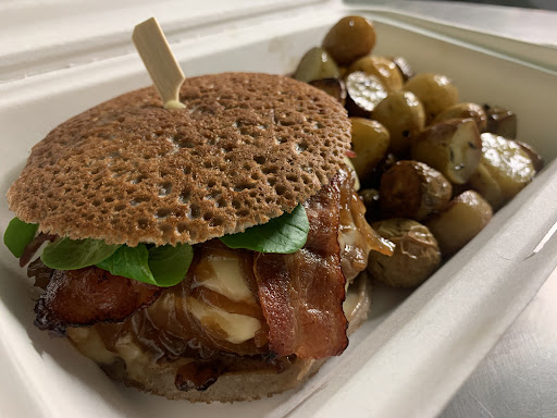 Photo 2 - Chez François Food Truck