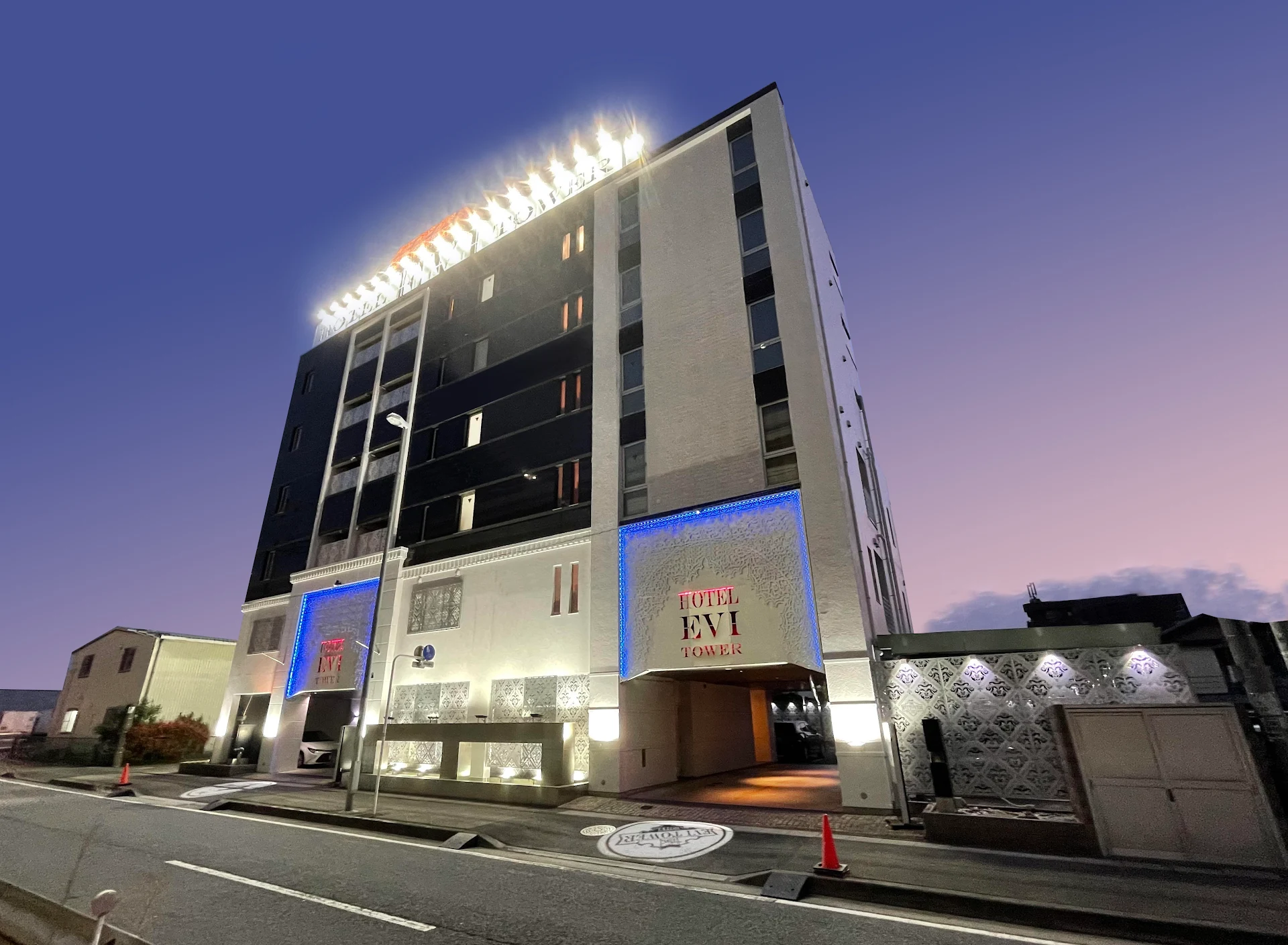 HOTEL EVI TOWER｜戸田笹目（美女木JCT）