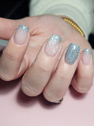 Photo n°15 de Mon corps adore à Maisons-Laffitte (Salon de manucure)