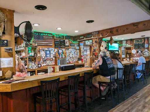 Cougar Dave's Food & Spirits Gallery - United States