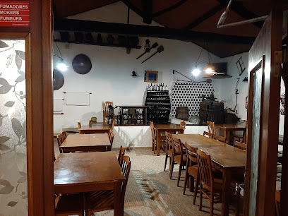 Restaurante Típico Adega do Leite