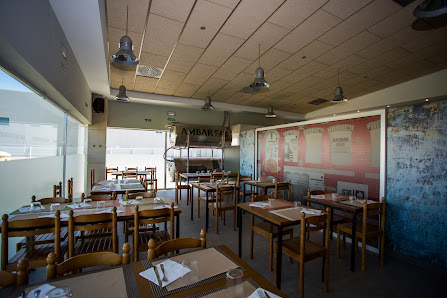 Bar Restaurante Lara Av. los Tilos, 2A, 31132 Villatuerta, Navarra, España