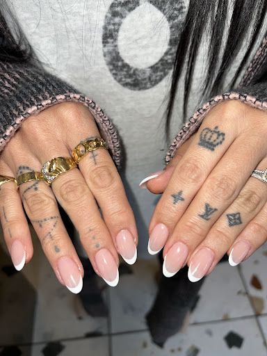 Nailuxury - Visual
