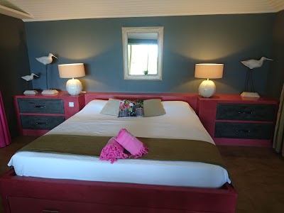 Photos of Karibuni Lodge