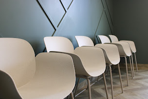 Photo n°3 de Dr Jordan GENIN à Bourgoin-Jallieu (Dentiste)