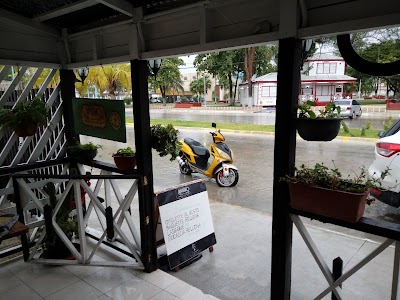 Photos of Caimanes Park