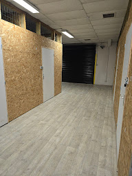 Photo n°1 de Village du box à La Croix-Helléan (Entrepôt)