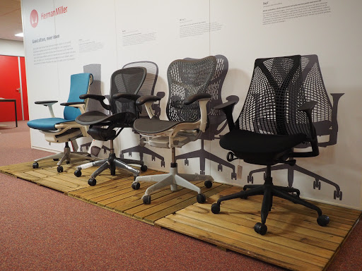 Egner Thuis op kantoor