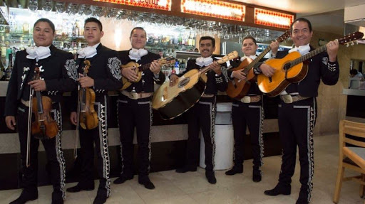 Mariachi México de Noche