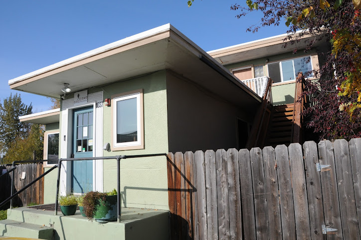 Base Camp Anchorage Hostel (Seasonal May to September) by null