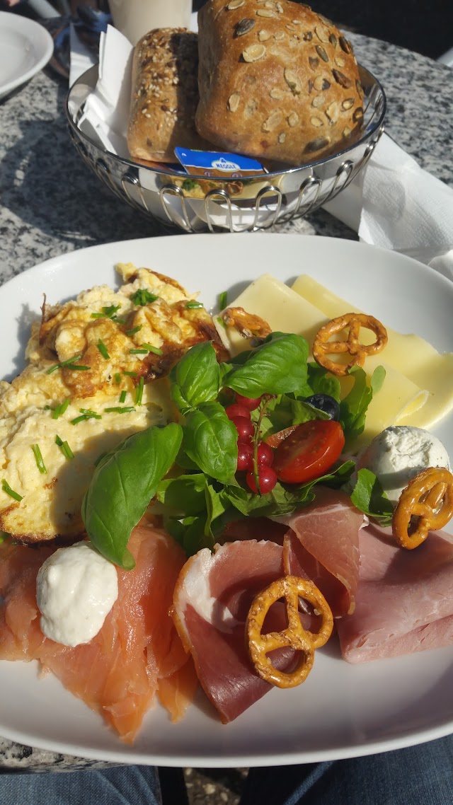 Café Gude