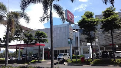 car-dealer