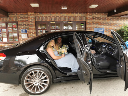 Dolce Executive Cars - Thumbnail