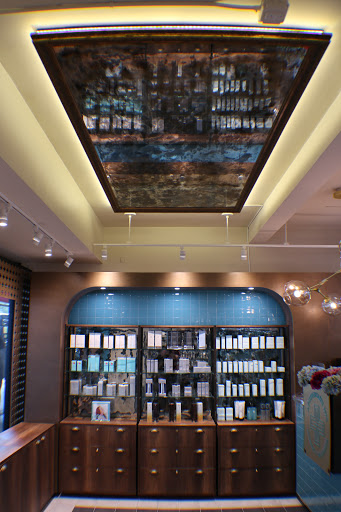 Columbus Circle Apothecary NYC - Thumbnail