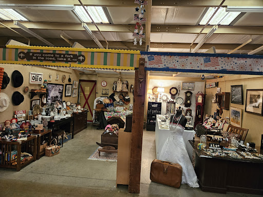 Traders World Flea Market - Thumbnail
