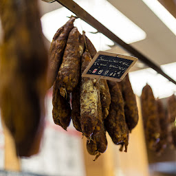 Photo n°20 de Sherpa Supermarché Avoriaz Falaise à Morzine (Cave à vins)